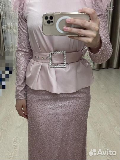 Вечернее платье