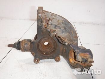 Кулак передний левый Пежо