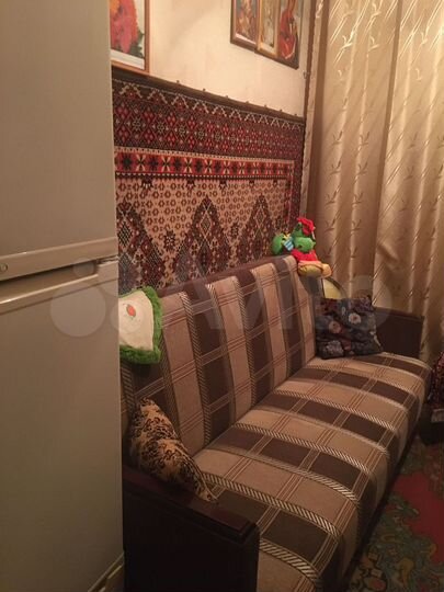 Комната 10 м² в 3-к., 1/3 эт.