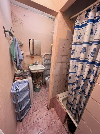 Комната 18 м² в 2-к., 8/9 эт.