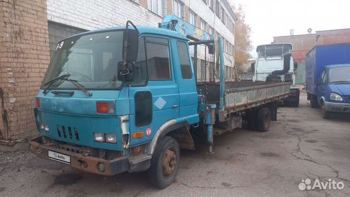Nissan Diesel Condor с КМУ, 1989