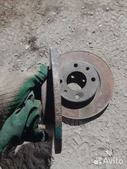 Peugeot 206 тормозгые диски