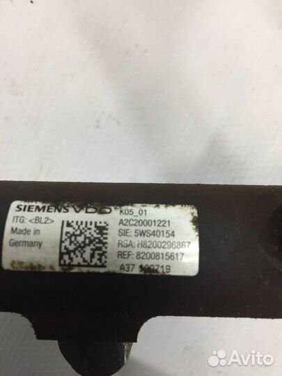 Рейка топливная Renault Megane 2