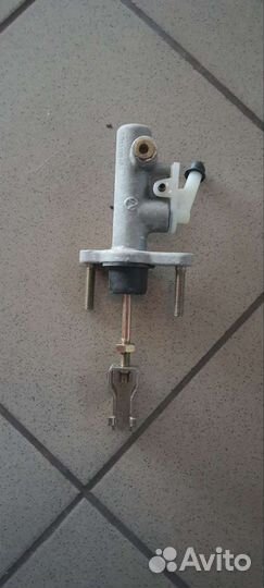 Выжимной цилиндр сцепления