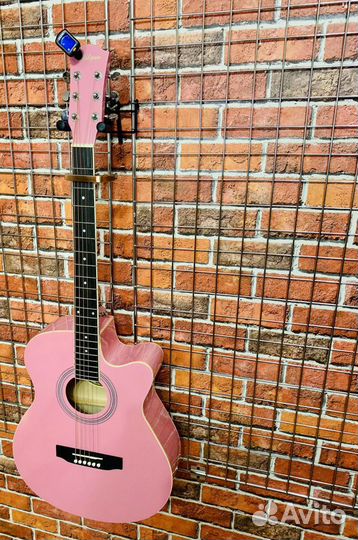 Гитара розовая + аксессуар