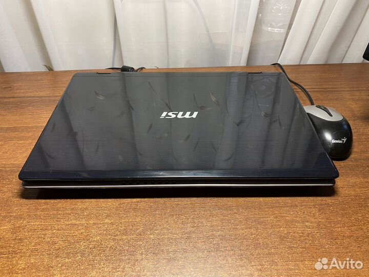 MSI CR620