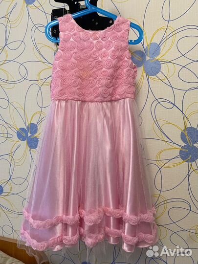 Платье для девочки отдельно)