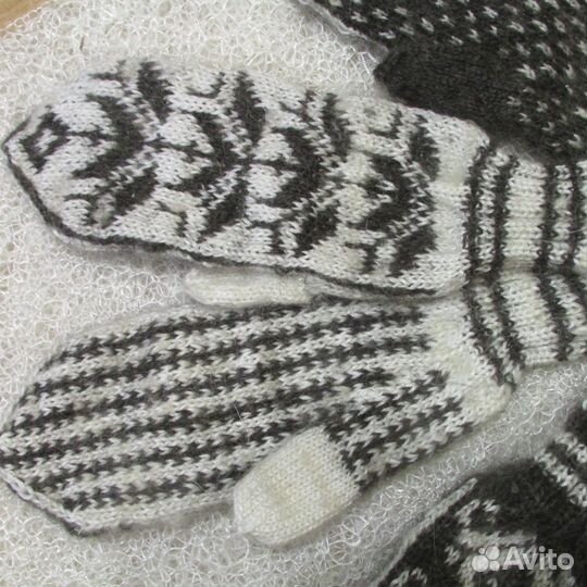 Варежки пуховые (ручная вязка узорами жаккарда)