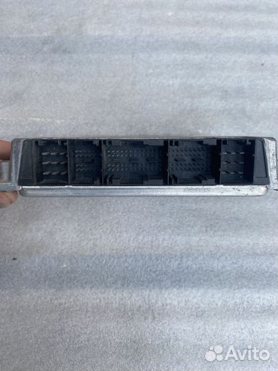 Блок управления двигателем BMW e65 #