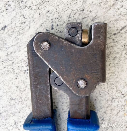 Пломбиратор