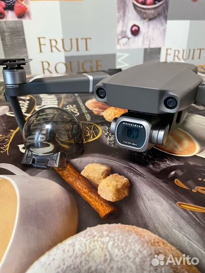DJI Mavic 2 Pro + Smart Controller