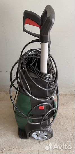 Электрическая мойка высокого давления Bosch