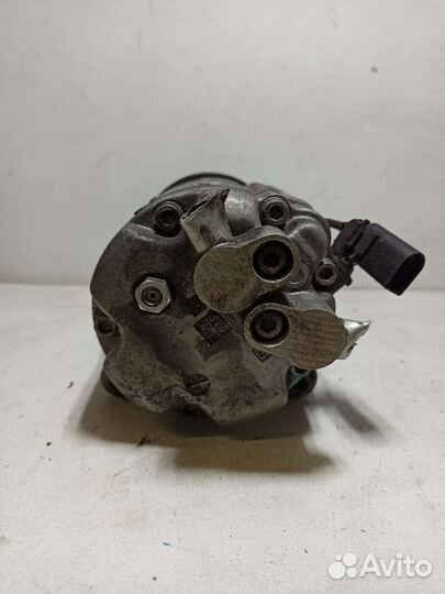 Компрессор кондиционера VW golf 4 1.4 AXP