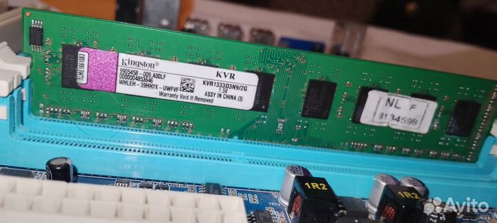 Материнская плата