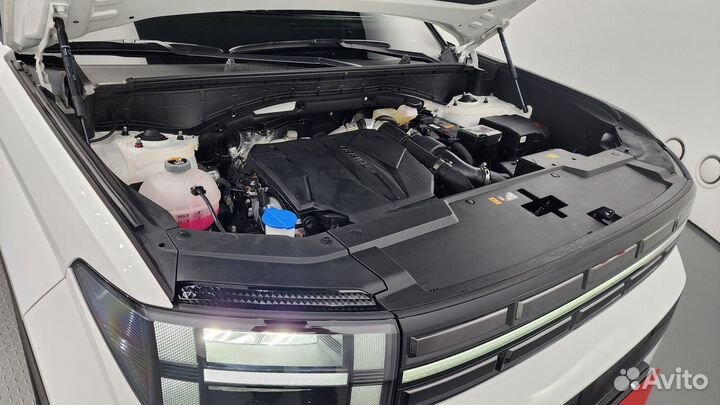 Hyundai Santa Fe 2.5 AMT, 2023, 8 800 км