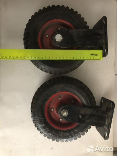 Колеса для тележки или прицепа для лодки