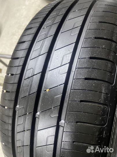 Goodyear EfficientGrip Performance 195/45 R16