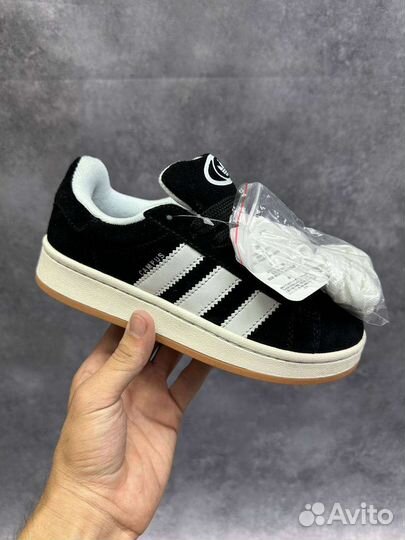 Адидас кампус