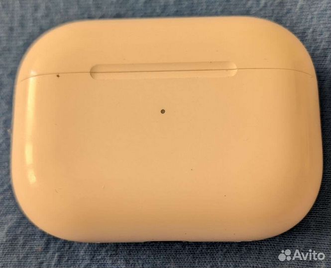 Зарядный кейс для наушников apple