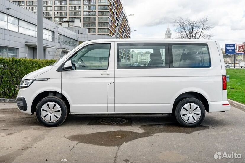 Volkswagen Caravelle 2.0 AMT, 2022, 45 км