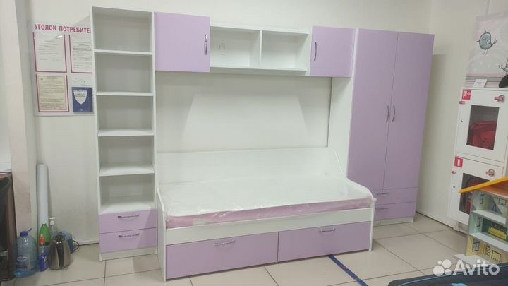 Мебель в детскую комнату для девочки