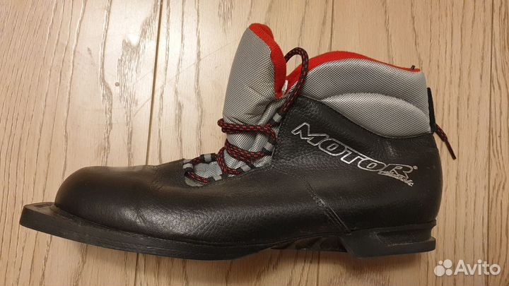 Лыжные ботинки Motor Classic HK NN75