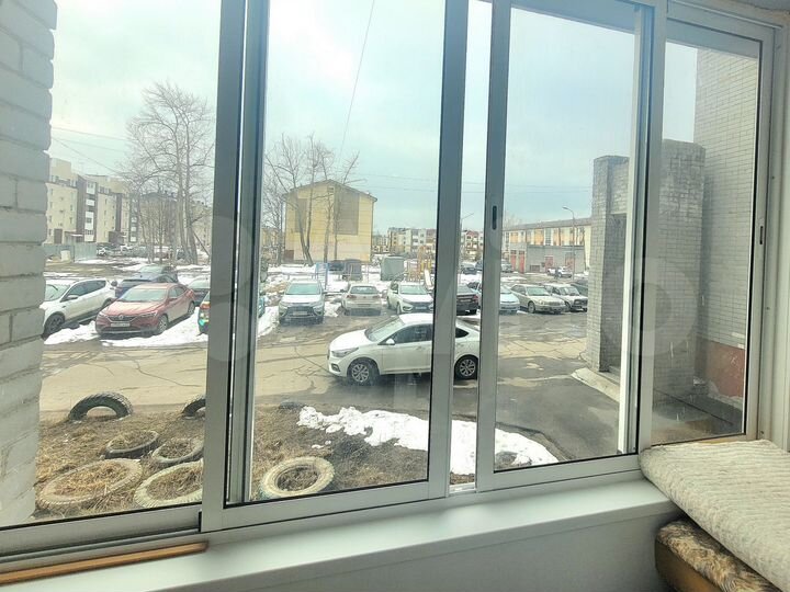 1-к. квартира, 28 м², 1/9 эт.