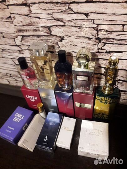 Парфюм и косметички разные