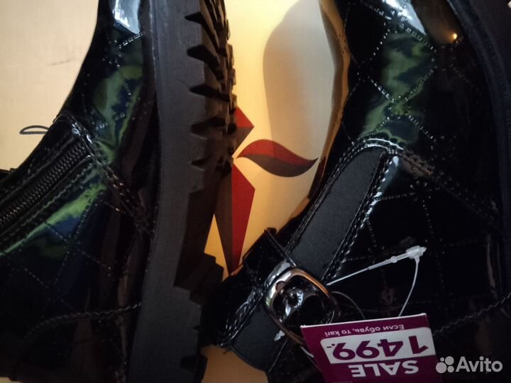 Ботинки новые для девочки 32 размер