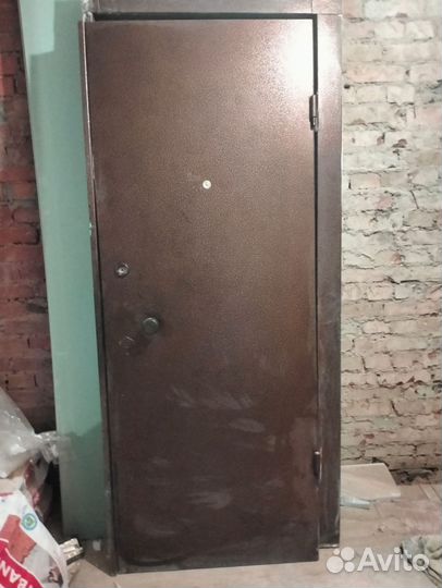 Дверь входная железная бу