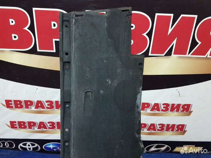 Защита днища кузова правая Audi A6 C7 2012