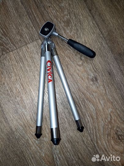 Штатив трипод новый