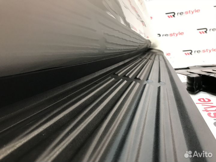 Пороги Toyota Land Cruiser Prado 150 Cтиль GX Бел