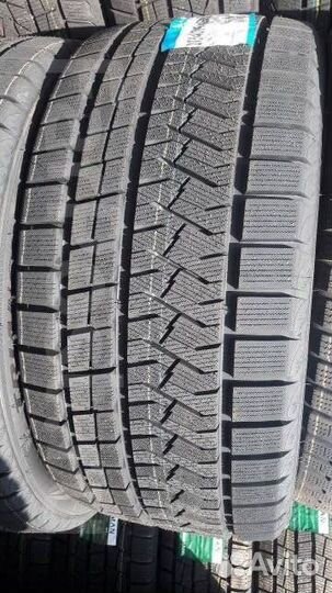 Triangle PL02 235/60 R18 107V