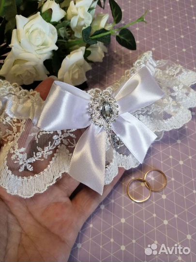Свадебная подвязка