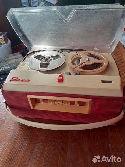 Переносной катушечный магнитофон Романтик М-64