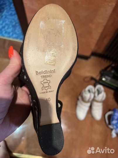 Босоножки новые Baldinini