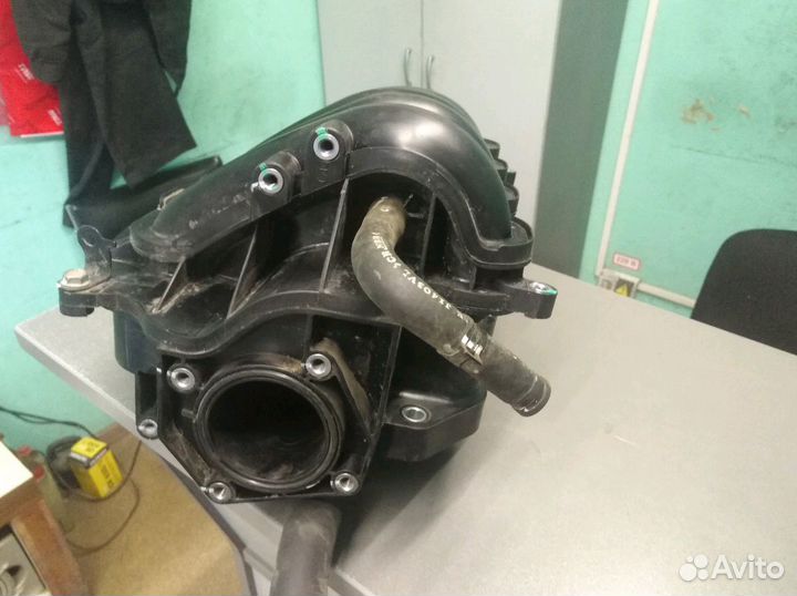 Впускной коллектор Солярис Рио 1.4. 1.6