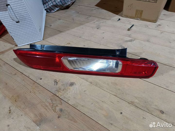Фонарь задний ford focus 2