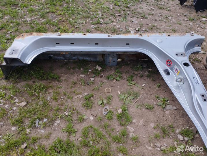 Правый порог со стойкой Honda Accord 7