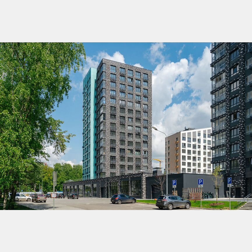 2-к. квартира, 72,7 м², 2/19 эт.