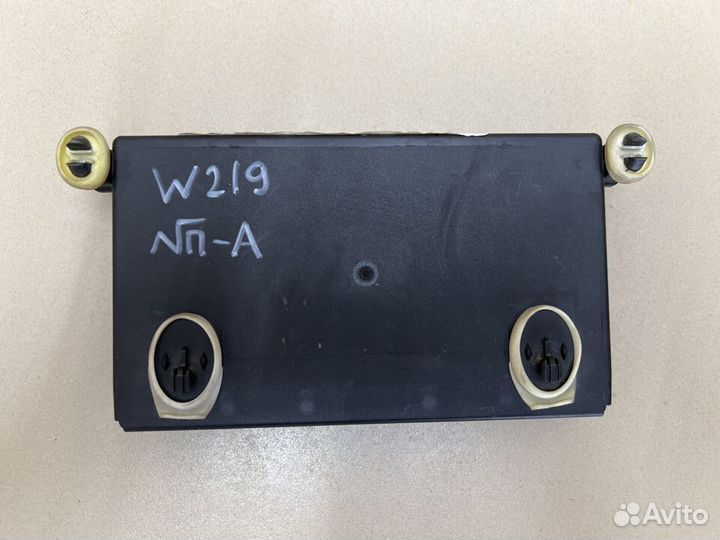 Блок комфорта двери Mercedes W219