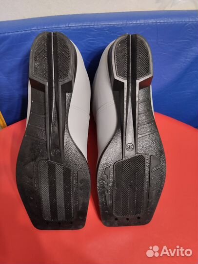 Лыжные ботинки, р. 36