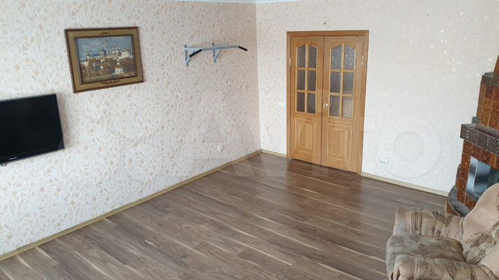 Дом 185,4 м² на участке 10 сот.