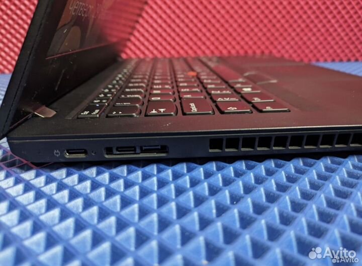 Ноутбук Lenovo Thinkpad Ryzen3 4ядра/16gb/IPS