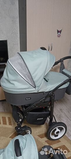 Продам детскую коляску