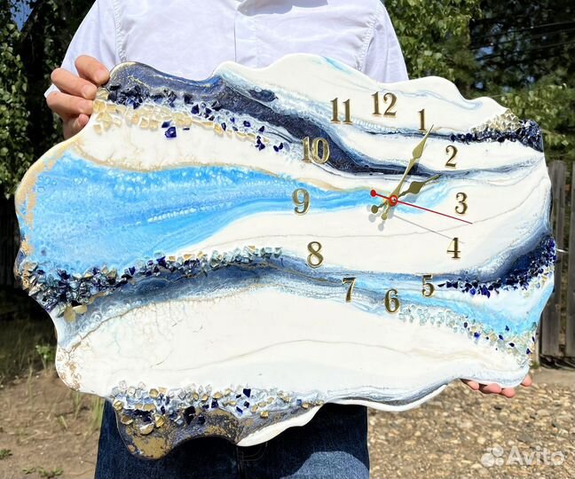 Часы из эпоксидной смолы
