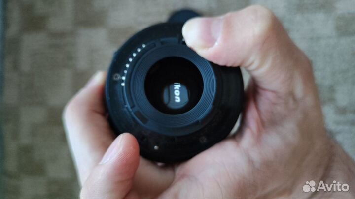 Объектив Nikon 18-55mm f/3.5-5.6G II AF-S VR DX
