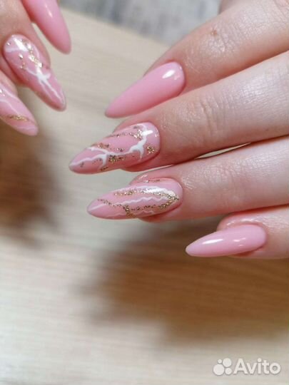 Маникюр, наращивание ногтей, педикюр