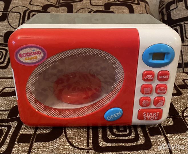 Игрушечная микроволновая печь